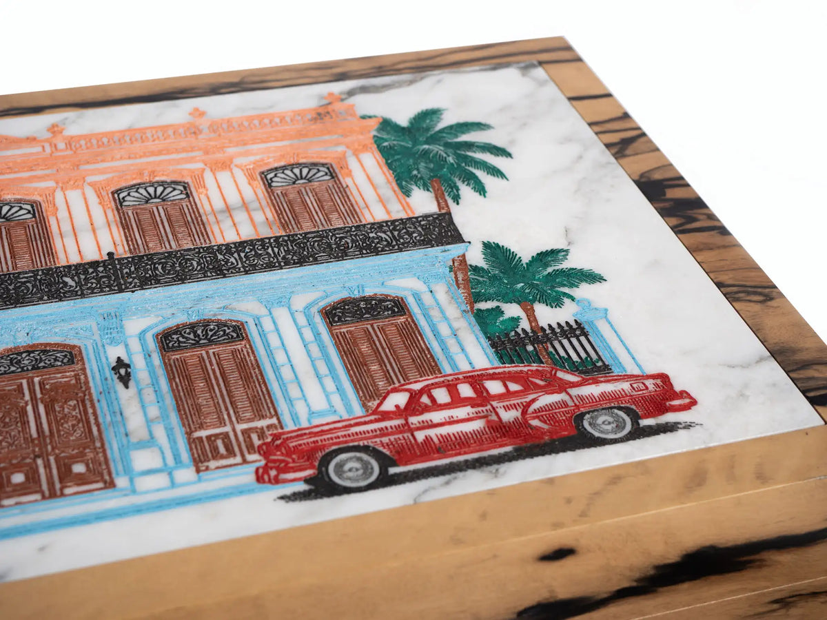 La Casona ashtray in hand-painted Calacatta Oro marble