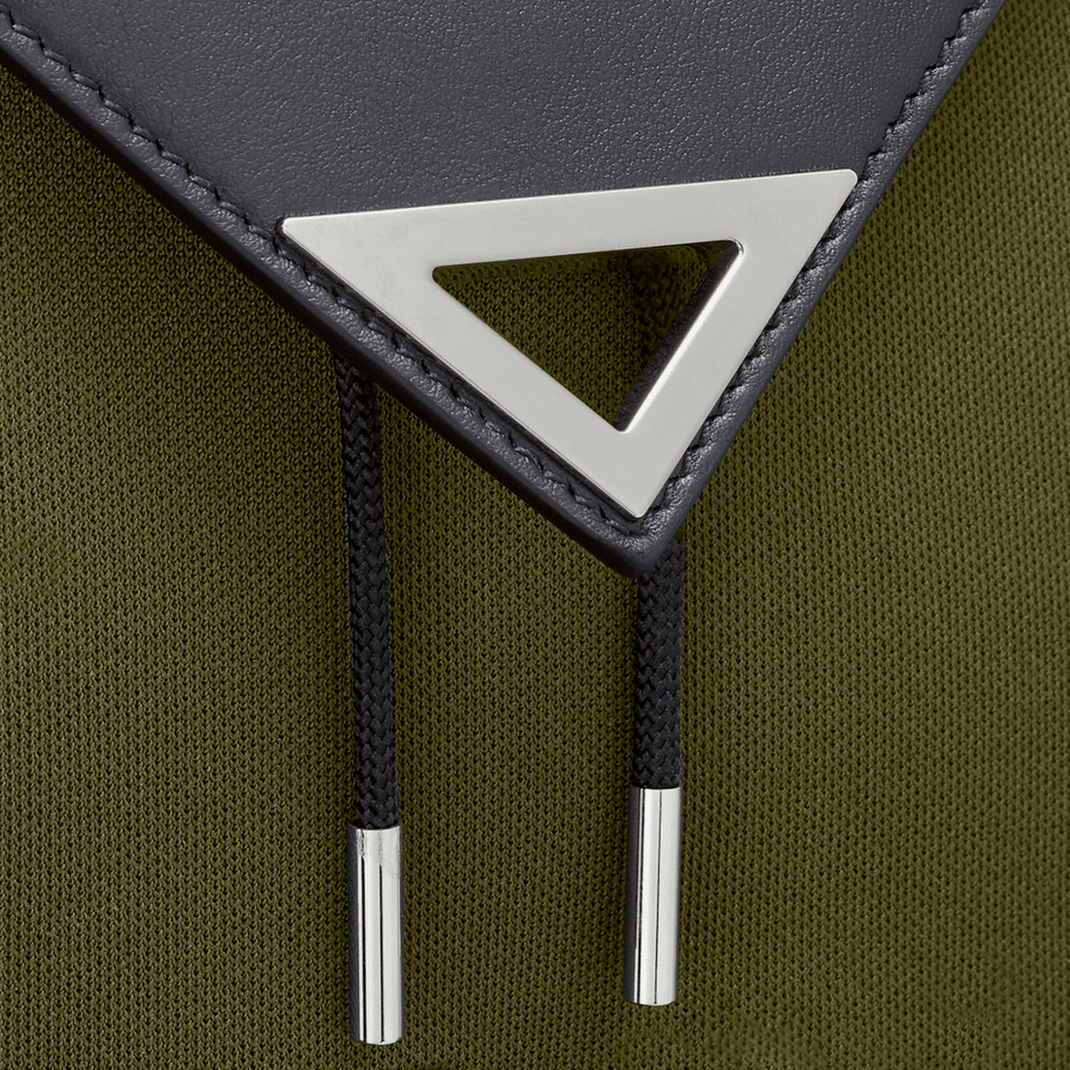S.T. Dupont Bag Backpack Khaki — detail view