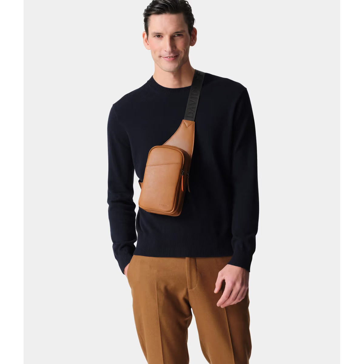 Essentials - Crossbody Bag Cognac