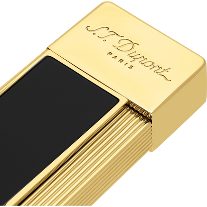 Twiggy — S.T. Dupont