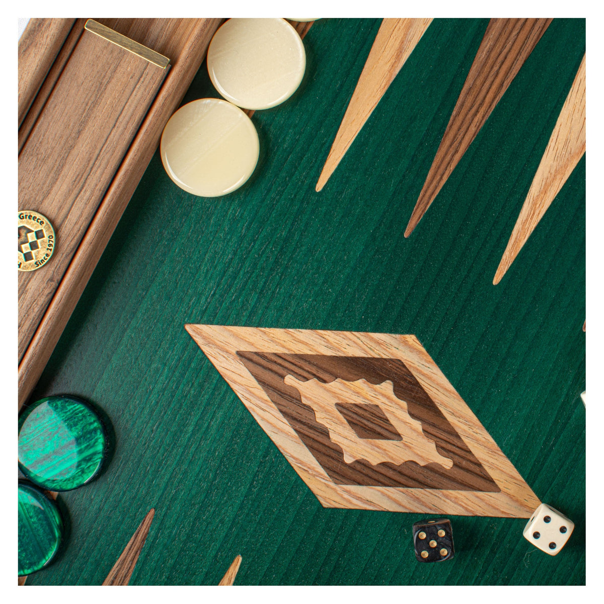 Manopoulos Walnut with Green Oak Backgammon (5)