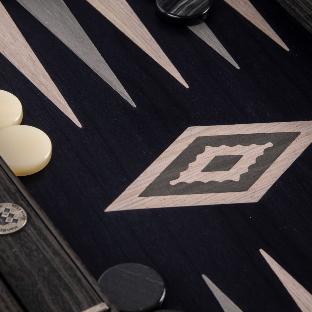 Manopoulos Pearly Grey Vavona with Black Oak Backgammon (5)