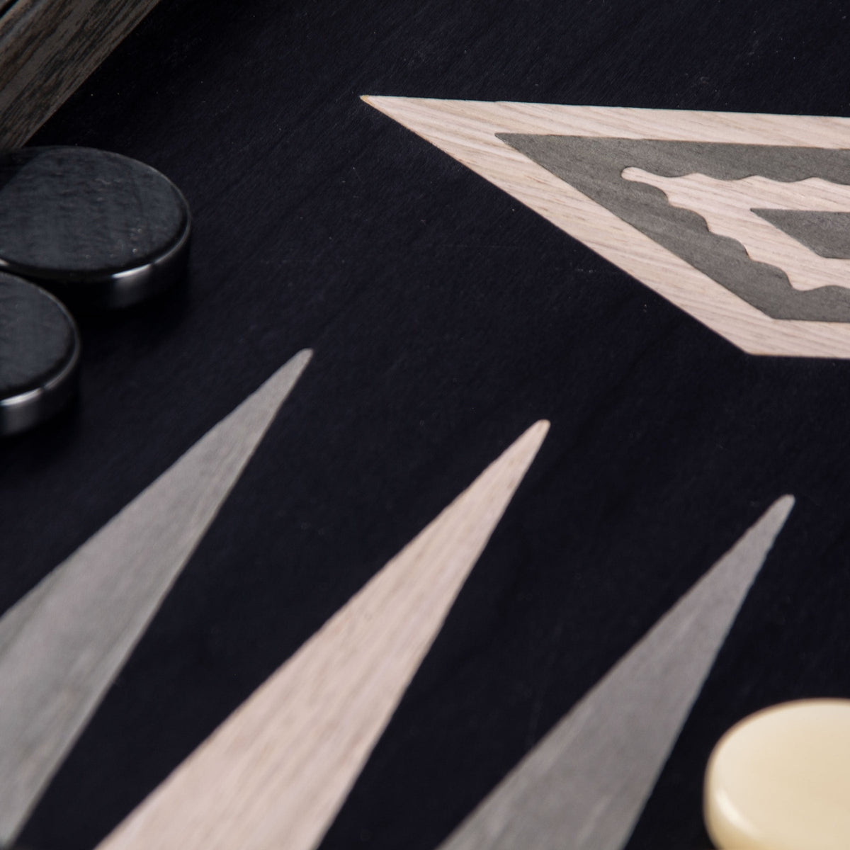 Manopoulos Pearly Grey Vavona with Black Oak Backgammon (6)
