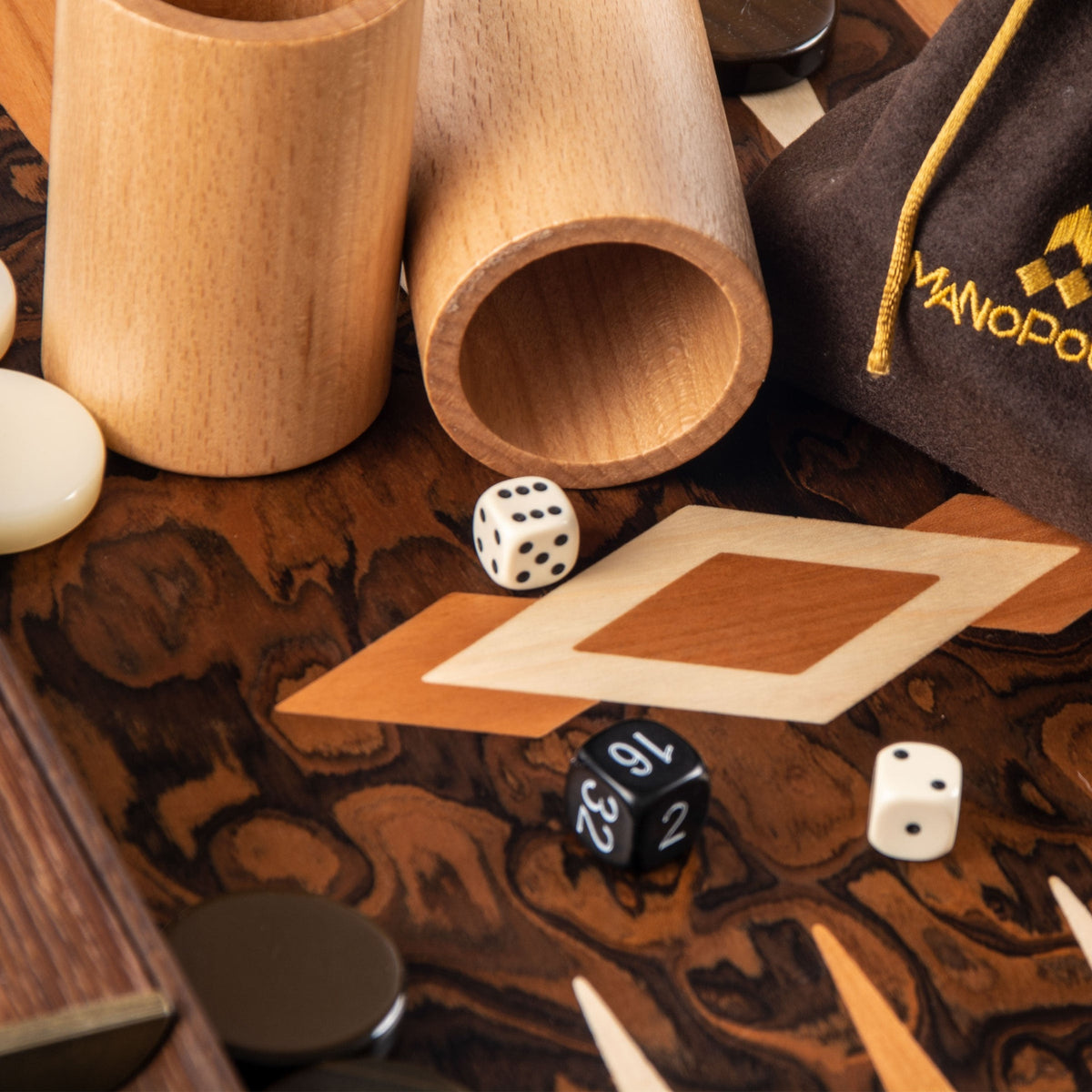 Manopoulos California Walnut Burl Backgammon (7)