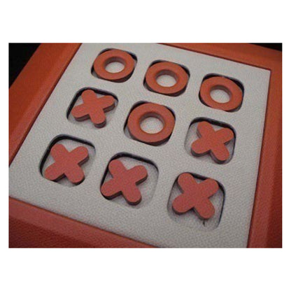 Geoffrey Parker – socle de tic-tac-toe en cuir orange avec pièces en cuir