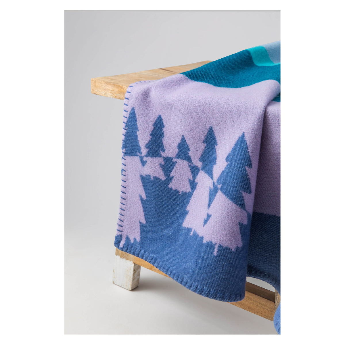 Johnstons of Elgin Children's Blanket Stitched Throw in Mountainside — view 4