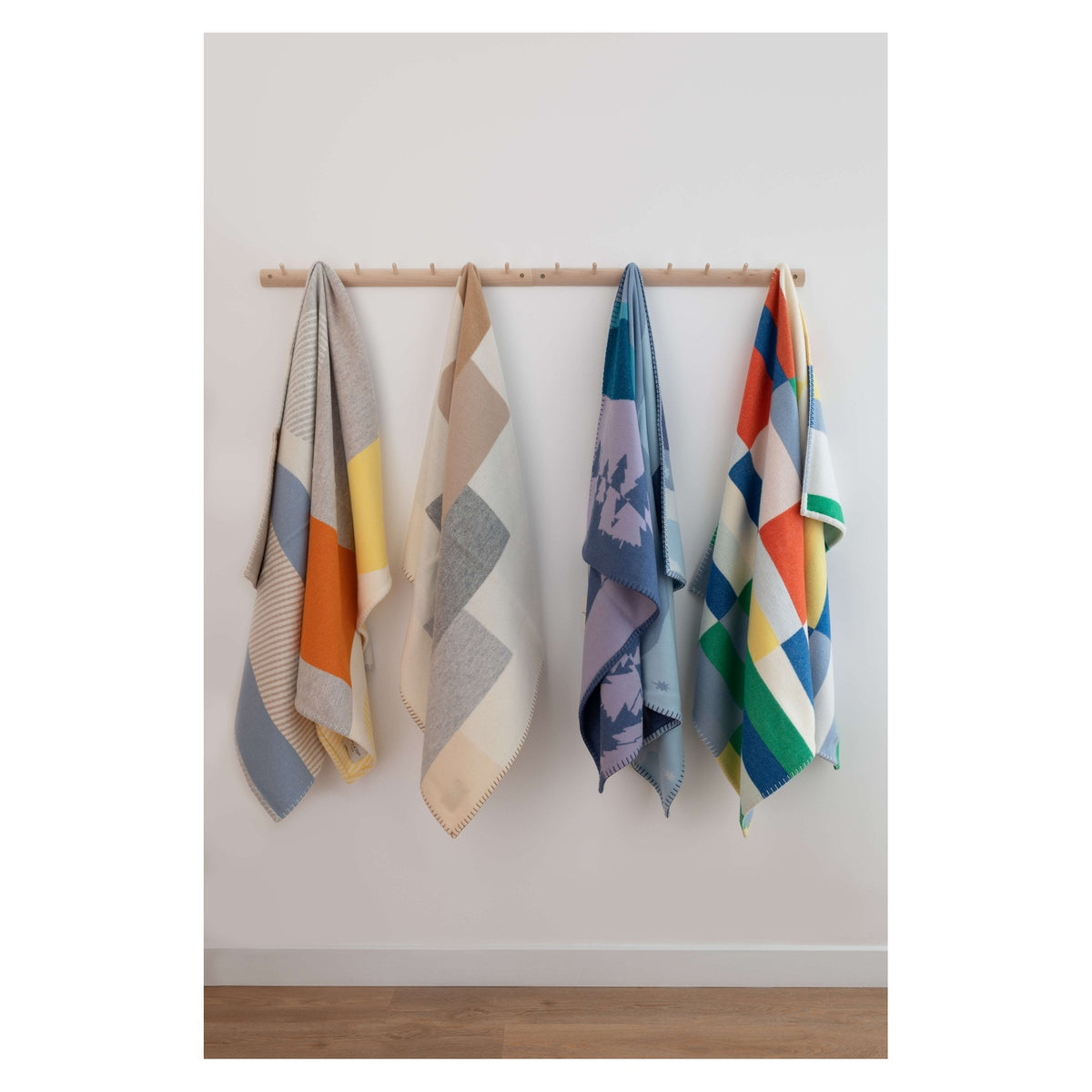 Johnstons of Elgin Children's Blanket Stitched Throw in Mountainside — view 5