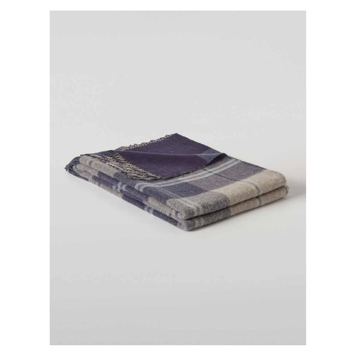 Johnstons of Elgin Doubleface Check Throw in Blue / Cream Windowpane