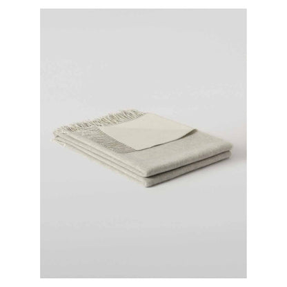 Plaid réversible uni Johnstons of Elgin, coloris Argent / blanc