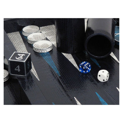 Geoffrey Parker – mallette de backgammon en cuir de serpent d’eau bleu et argent – détail