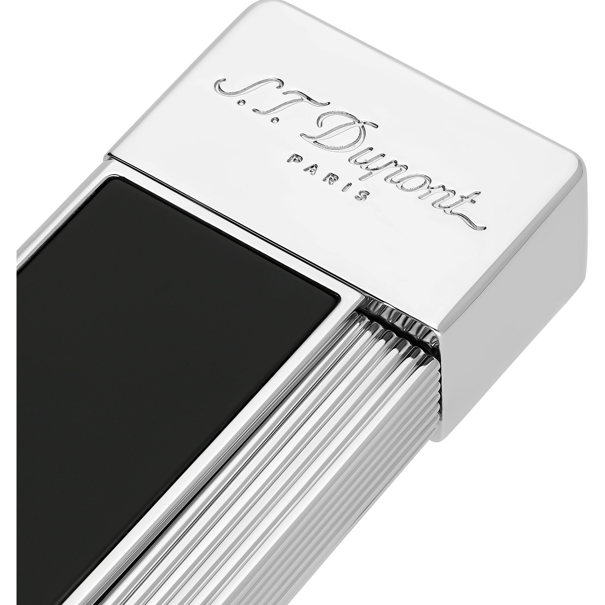 Twiggy — S.T. Dupont